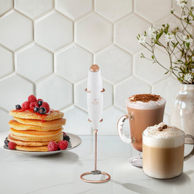 Whips milk for cappuccinos and matcha with quick, consistent results