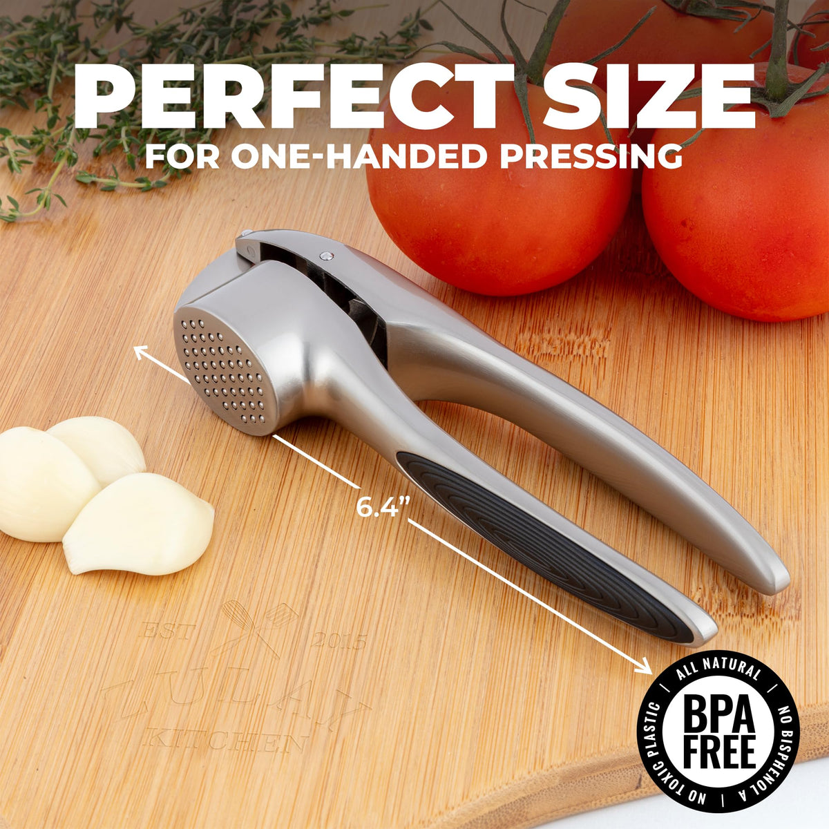 Zulay Kitchen garlic press with silicone peeler attachment demonstrates quick skin removal and odor-free prep