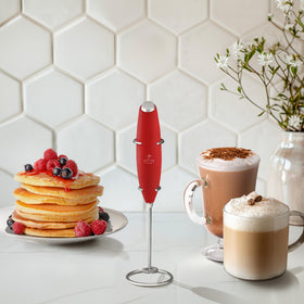 Foam forming on cappuccino using Zulay milk frother