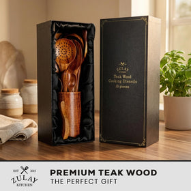 Zulay Kitchen teak grain close-up highlighting durable craftsmanship