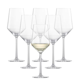 Zwiesel Glas Pure Sauvignon Blanc glass, front view highlights elegant contour for enhanced aroma