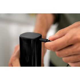 ZWILLING Enfinigy 360° window helps monitor contents and refills