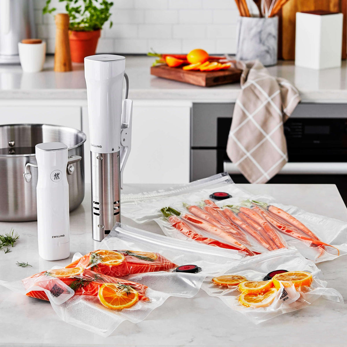 ZWILLING Fresh & Save liquid barrier close-up protects liquids during storage