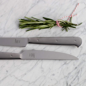 ZWILLING gift-ready packaging invites festive gifting moments.