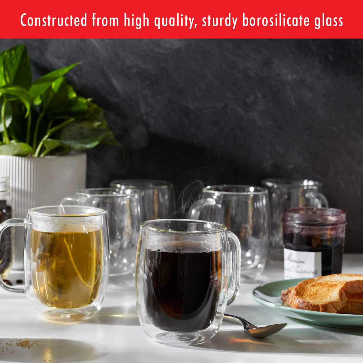 Close-up of ZWILLING Sorrento Plus double-wall glass reveals clear insulation.